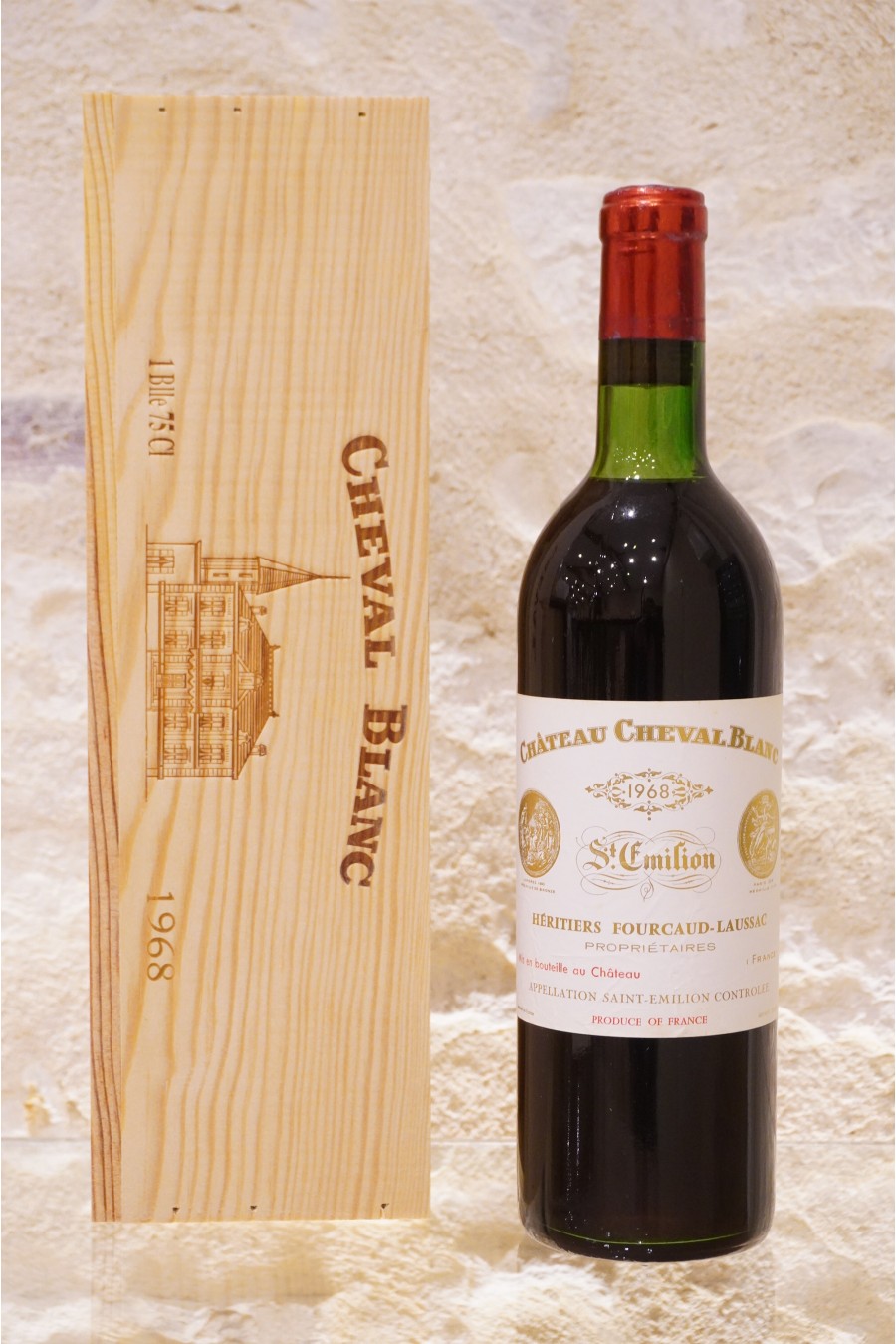 Château Cheval Blanc Saint-Emilion 1er Grand Cru Classé 1968 Château Cheval Blanc Saint-Emilion 1er Grand Cru Classé 1968