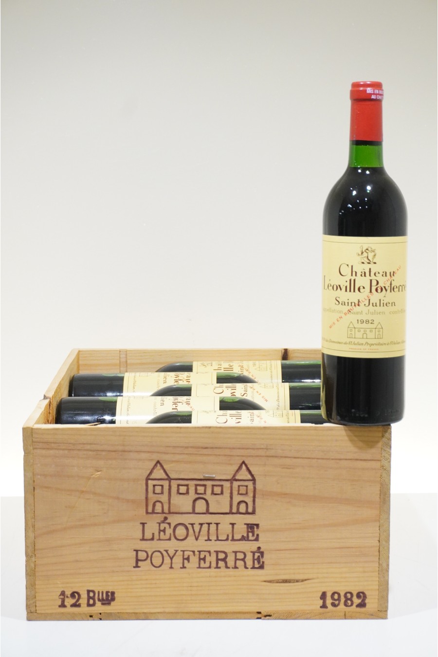 Château Léoville Poyferré Saint-Julien 2e Cru Classé 1982 OWC12 Château Léoville Poyferré Saint-Julien 2e Cru Classé 1982 OWC12