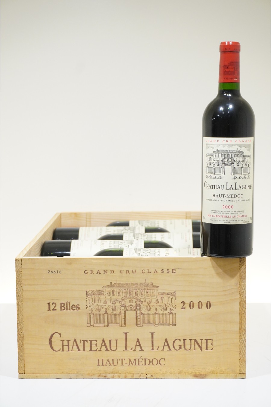 Château La Lagune Haut Médoc 3e Cru Classé 2000 OWC12 Château La Lagune Haut Médoc 3e Cru Classé 2000 OWC12