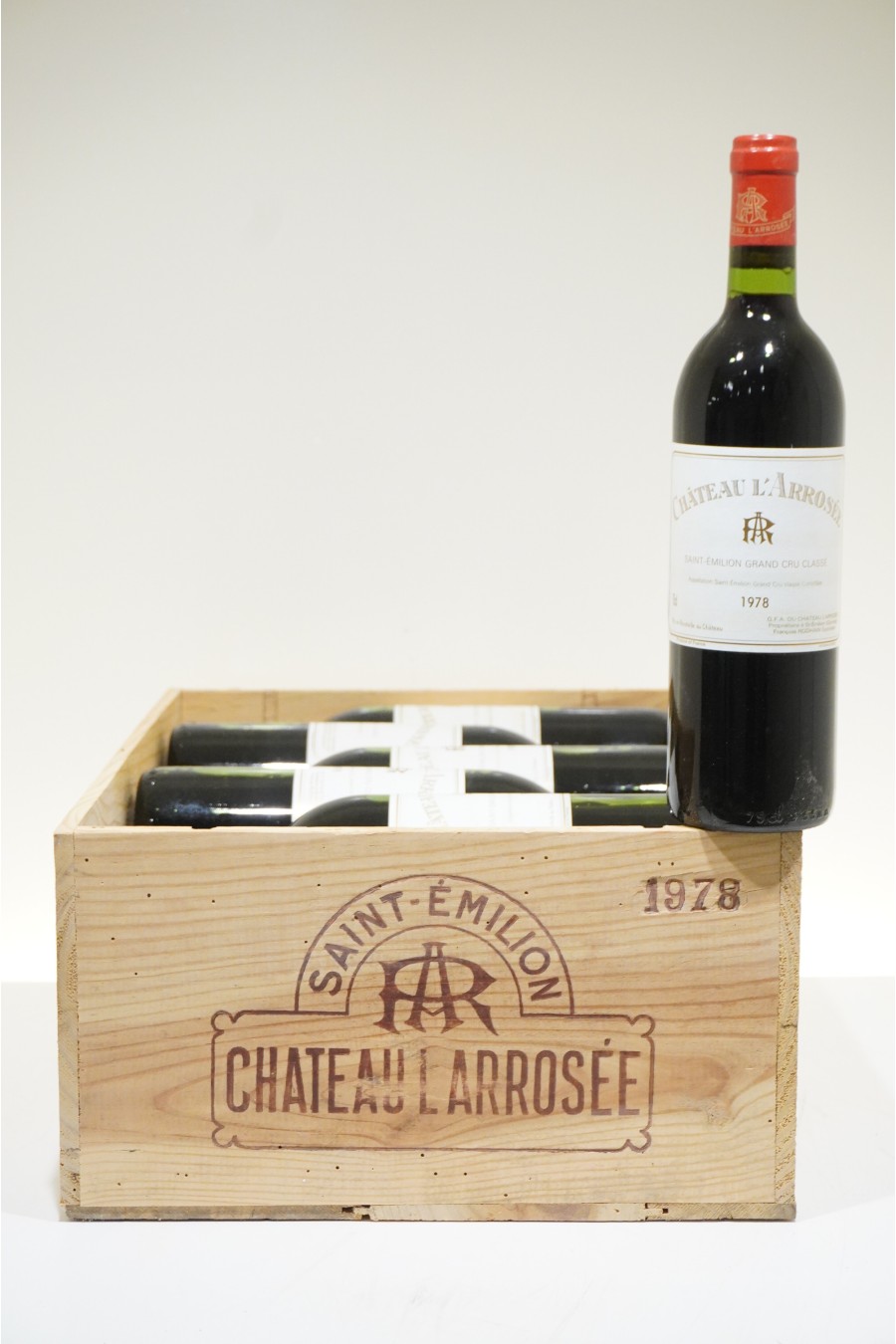 Château L'Arrosée Saint-Emilion Grand Cru Classé 1978 OWC12 Château L'Arrosée Saint-Emilion Grand Cru Classé 1978 OWC12