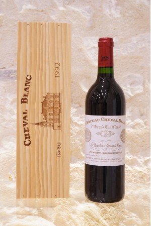 Château Cheval Blanc Saint-Emilion 1er Grand Cru Classé 1992 OWC1