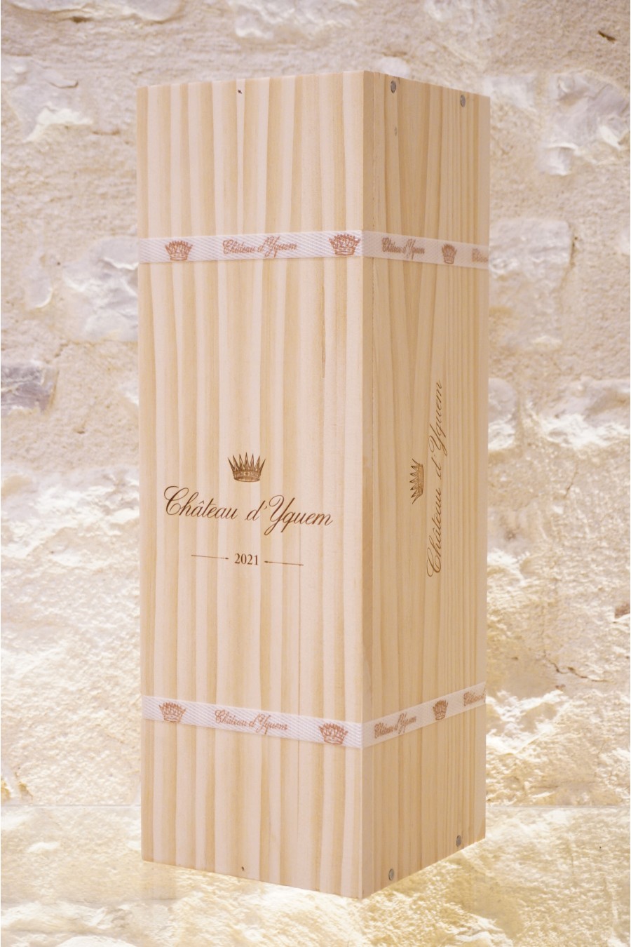 Château d'Yquem Sauternes 1er Cru Classé Supérieur 2021 MAGNUM Château d'Yquem Sauternes 1er Cru Classé Supérieur 2021 MAGNUM