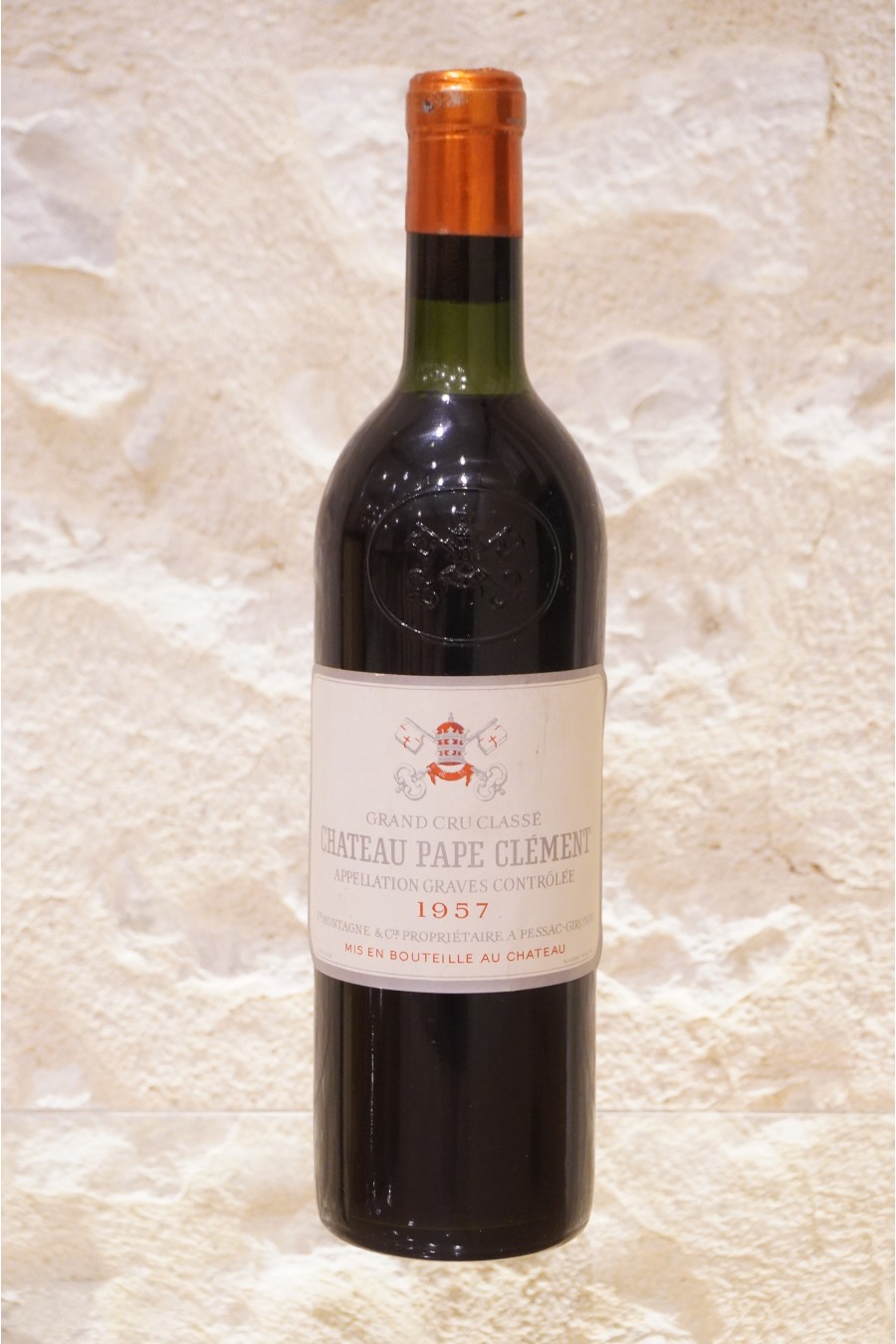 Château Pape Clément Pessac-Léognan Grand Cru Classé 1957 Château Pape Clément Pessac-Léognan Grand Cru Classé 1957