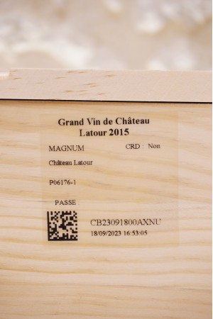 Château Latour Pauillac 1er Cru Classé 2015 MAGNUM OWC1