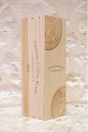 Château Cheval Blanc Saint-Emilion 1er Grand Cru Classé 2021 OWC1 MAGNUM